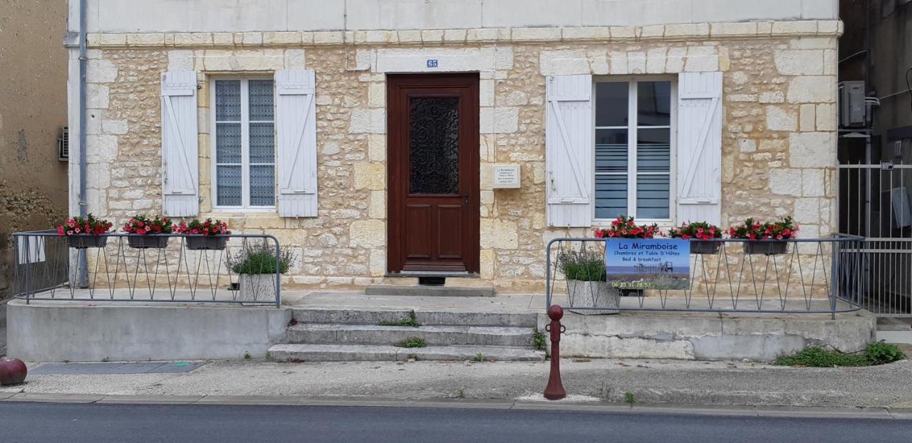 La Miramboise, Chambres Et Table D Hotes Mirambeau (Charente-Maritime) Exterior foto